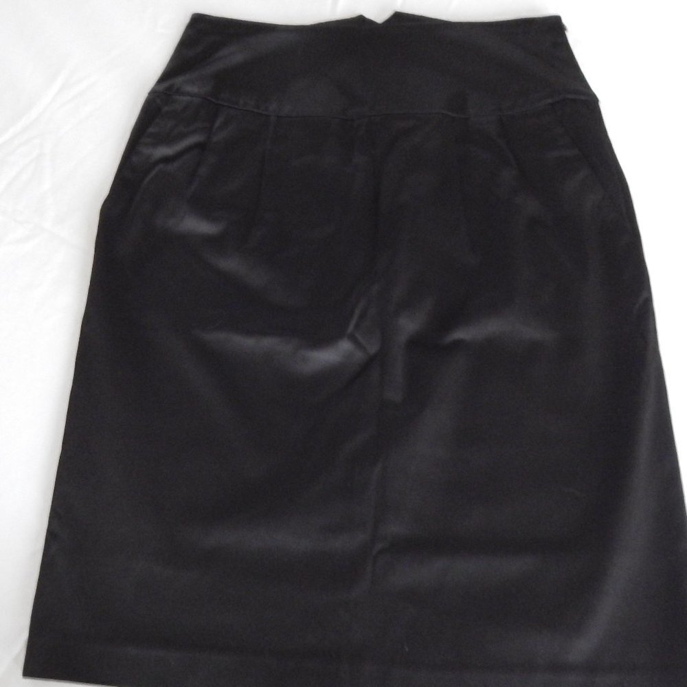 *Loved Nygard Collection Black Pencil Skirt